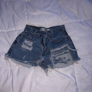 Levi’s 569 jean shorts